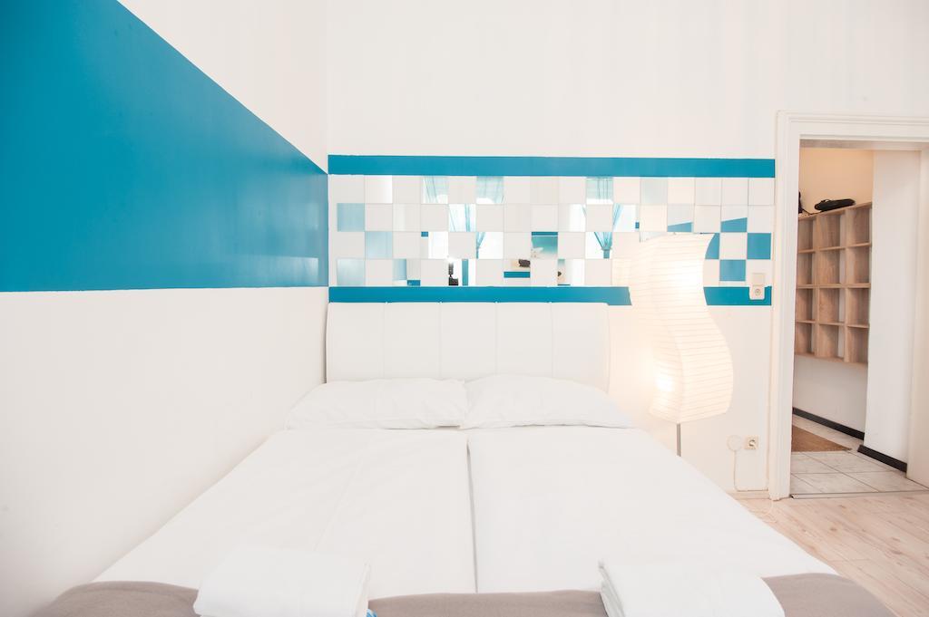 Royal Resort Apartments Westbahnhof ウィーン 部屋 写真