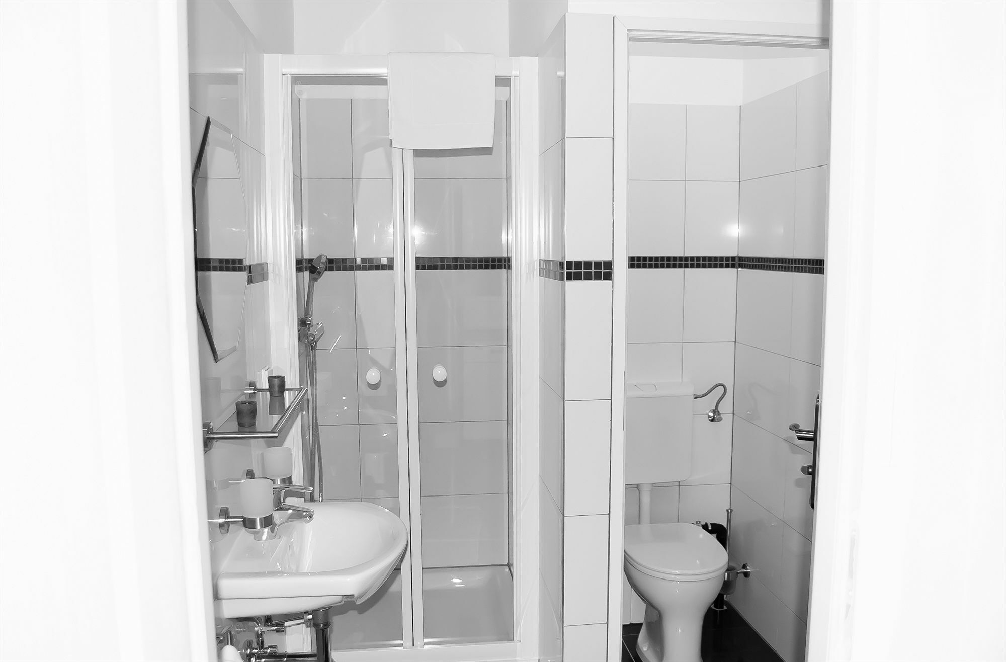 Royal Resort Apartments Westbahnhof ウィーン エクステリア 写真