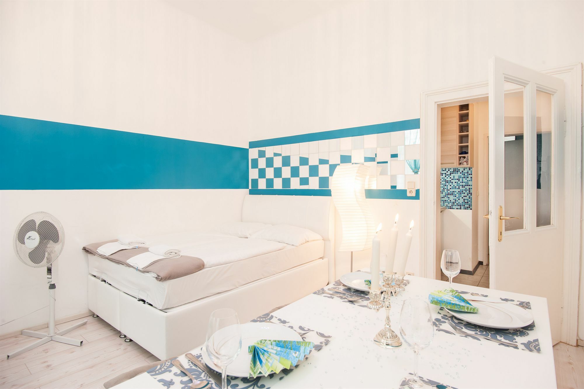 Royal Resort Apartments Westbahnhof ウィーン エクステリア 写真